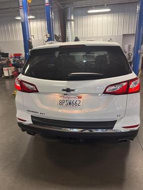 Summit White 2020 Chevrolet Equinox 2LT