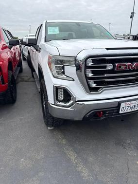 Summit White 2019 GMC Sierra 1500 SLT