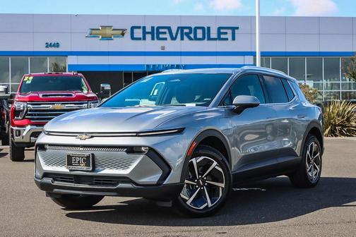 Sterling Gray Metallic 2026 Chevrolet Equinox EV LT 2