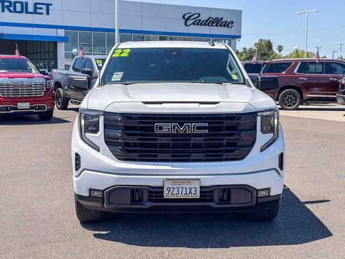 Summit White 2022 GMC Sierra 1500 Elevation