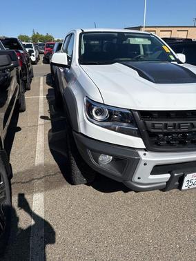 Summit White 2022 Chevrolet Colorado ZR2