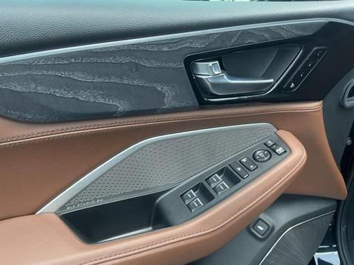 2023 Acura MDX Advance