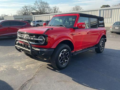 2023 Ford Bronco Outer Banks