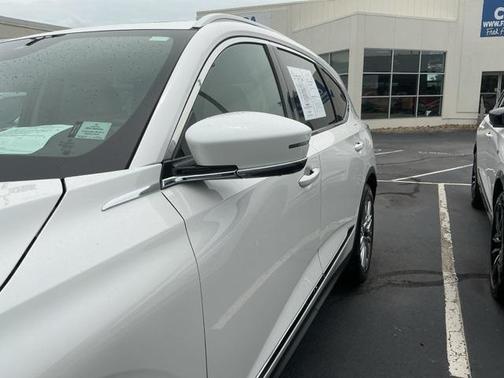 2023 Acura MDX Advance