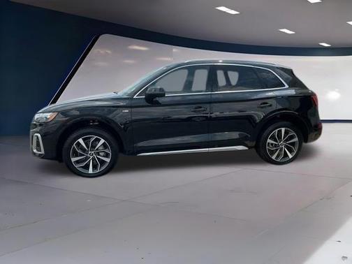 2023 Audi Q5 45 S line Premium