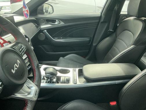 2023 Kia Stinger GT2