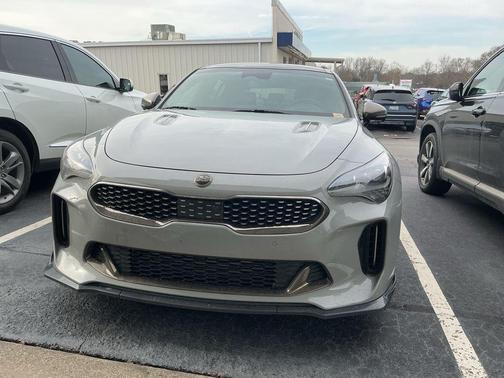 2023 Kia Stinger GT2