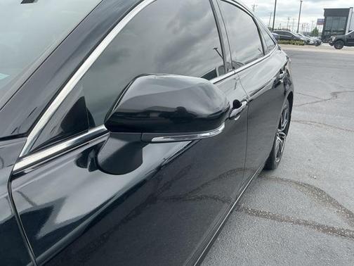 2020 Toyota Avalon XSE