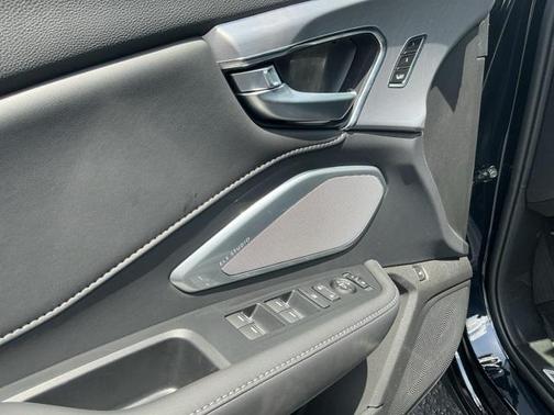 2025 Acura RDX Technology Package