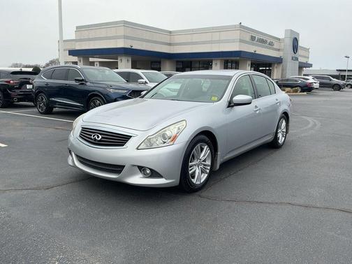 2013 INFINITI G37 Journey