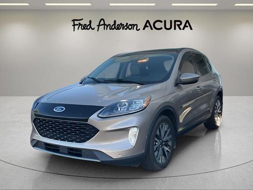 2020 Ford Escape Titanium
