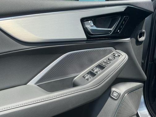 2025 Acura MDX Base