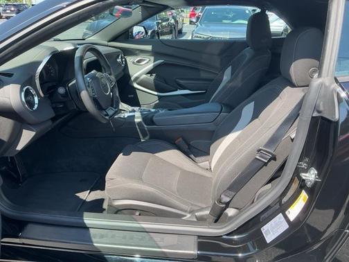 2023 Chevrolet Camaro LT1