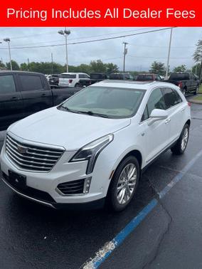 Crystal White Tricoat 2019 Cadillac XT5 Platinum