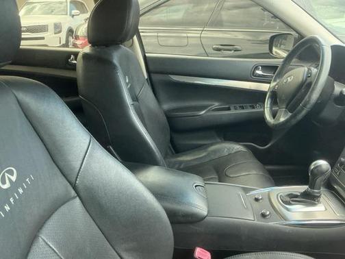 2013 INFINITI G37 Journey