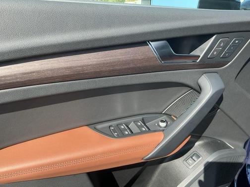 2021 Audi Q5 45 Prestige