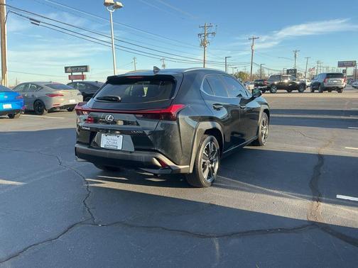 2019 Lexus UX 200 Base