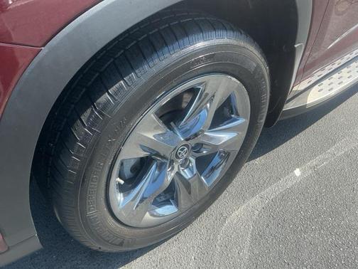 2019 Toyota Highlander Limited Platinum