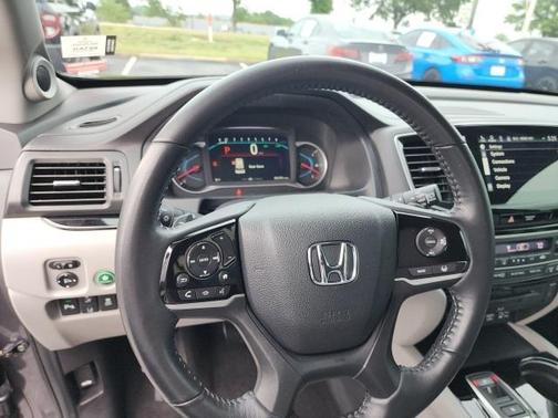 2021 Honda Pilot Touring 8-Passenger