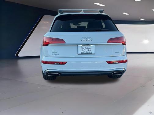2022 Audi Q5 45 S line Premium