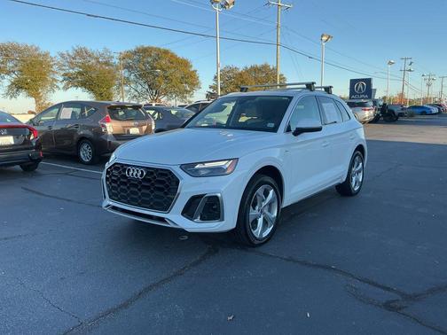 2022 Audi Q5 45 S line Premium