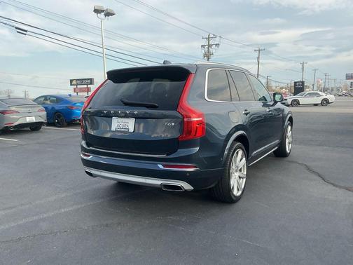 2018 Volvo XC90 T6 Inscription