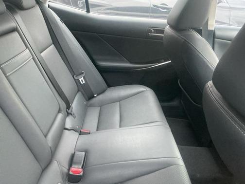2019 Lexus IS 300 Base
