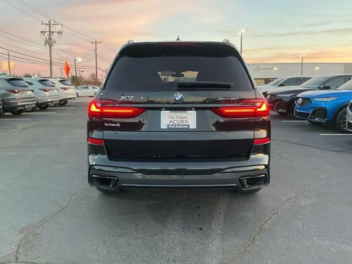 2022 BMW X7 xDrive40i