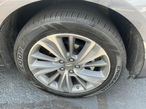 2017 Acura MDX 3.5L w/Technology Package