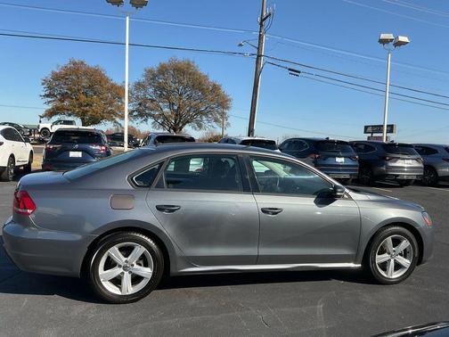 2015 Volkswagen Passat 1.8T Auto S