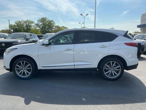 Platinum White Pearl 2023 Acura RDX Technology Package