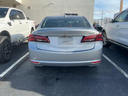 2017 Acura TLX V6 w/Advance Package