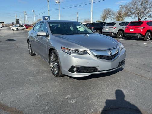 2017 Acura TLX V6 w/Advance Package