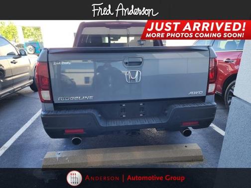 2022 Honda Ridgeline Black