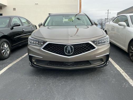 2018 Acura RLX Technology Package