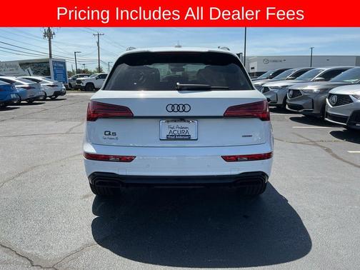 Glacier White Metallic 2025 Audi Q5 45 S line Premium Plus