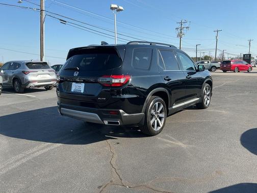 2025 Honda Pilot Elite