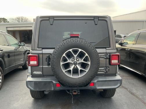 2021 Jeep Wrangler Unlimited Sahara