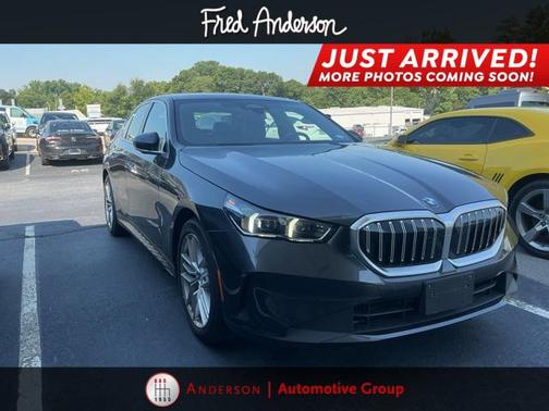 2024 BMW 530 530i