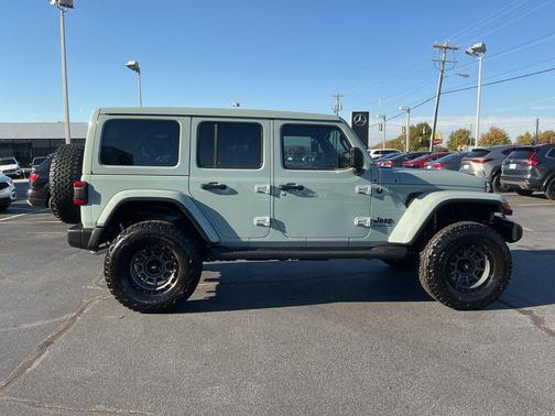 2023 Jeep Wrangler Altitude
