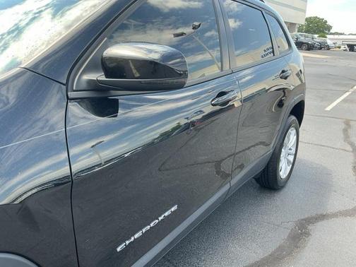 2021 Jeep Cherokee Latitude
