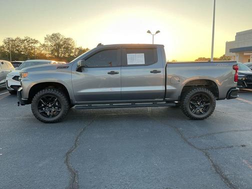 2022 Chevrolet Silverado 1500 Custom Trail Boss