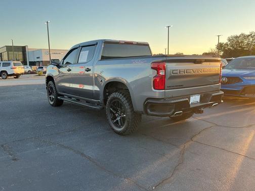 2022 Chevrolet Silverado 1500 Custom Trail Boss