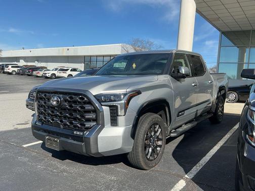 2022 Toyota Tundra Platinum