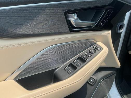 2023 Acura MDX Advance
