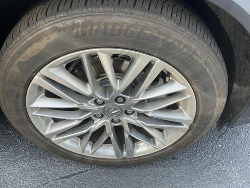 2023 Acura MDX Advance