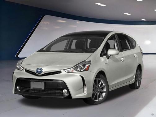 2017 Toyota Prius v Five