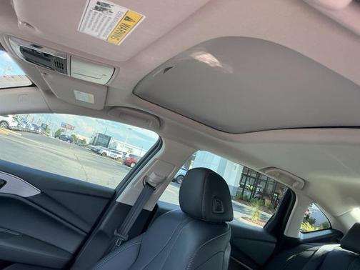 2025 Acura TLX Technology