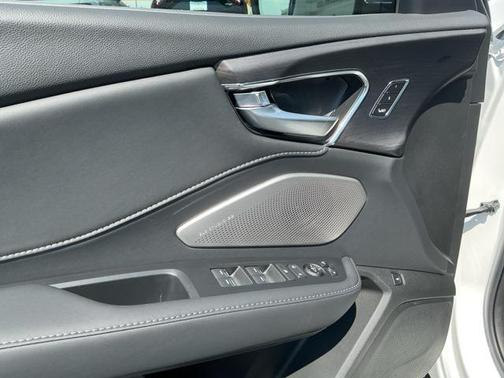 2025 Acura RDX Advance Package