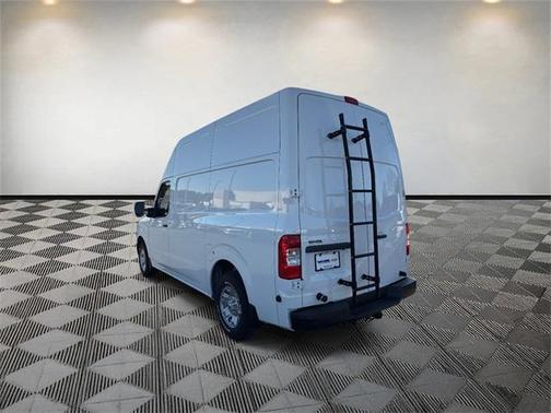 2021 Nissan NV Cargo NV3500 HD S V8